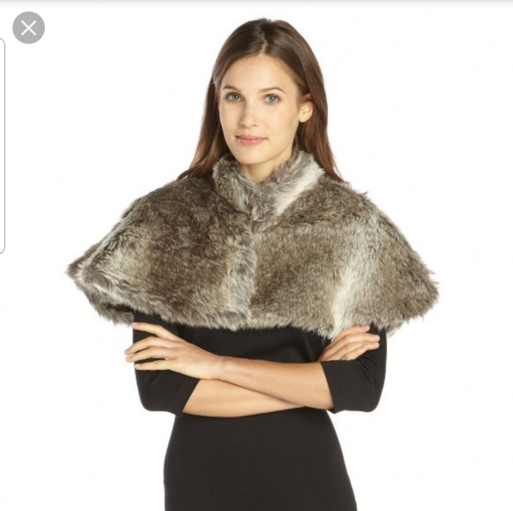 French Connection Betinna Cape FauxFur Cover Shawl